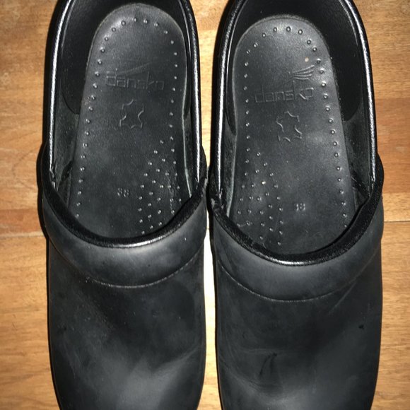 Dansko Matte Black Leather Cabrio Professional Clogs - Picture 4 of 7